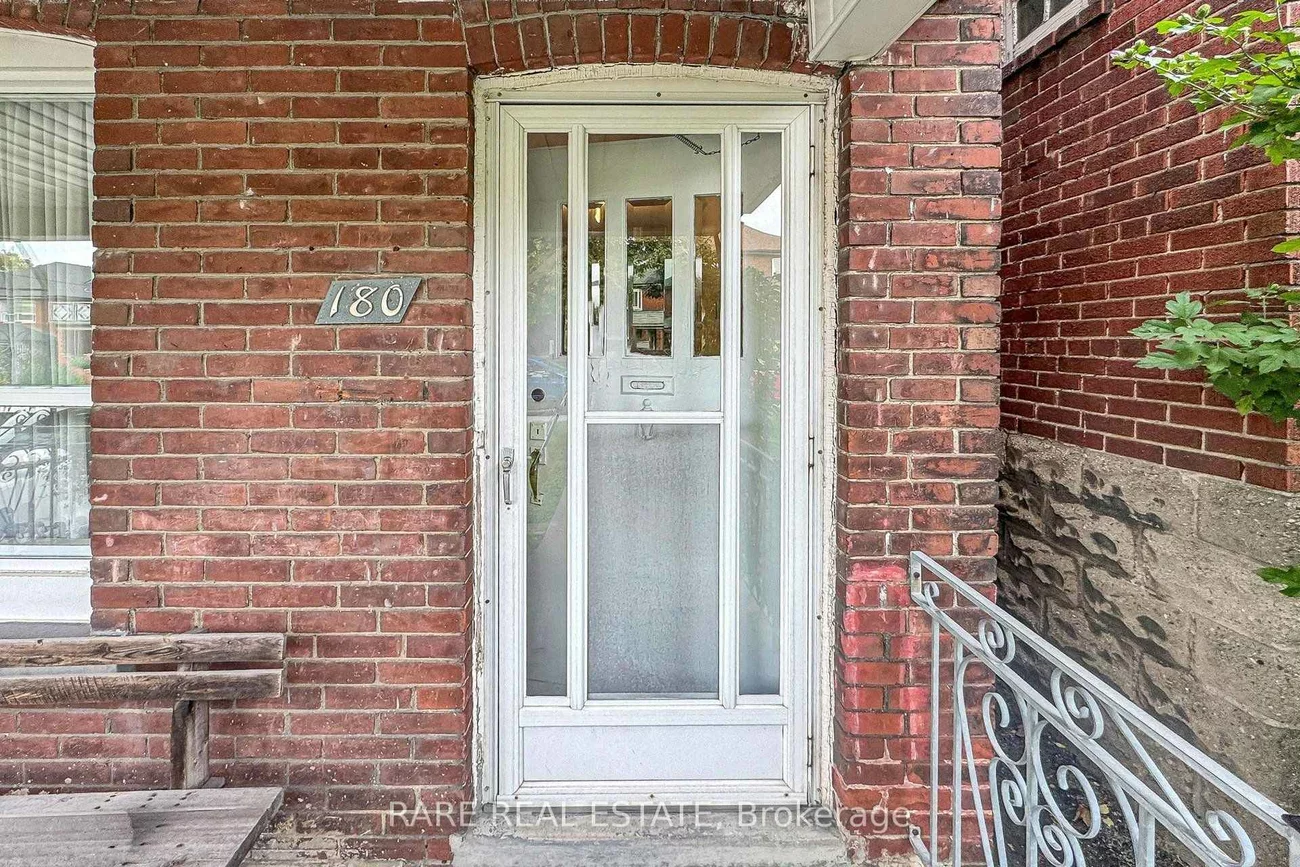 180, Atlas, Oakwood Village, Toronto