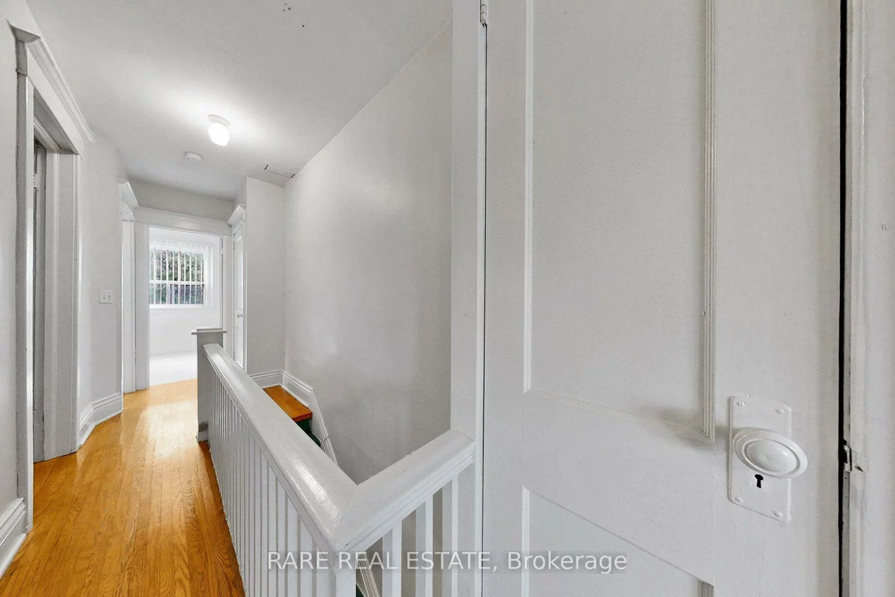 180, Atlas, Oakwood Village, Toronto