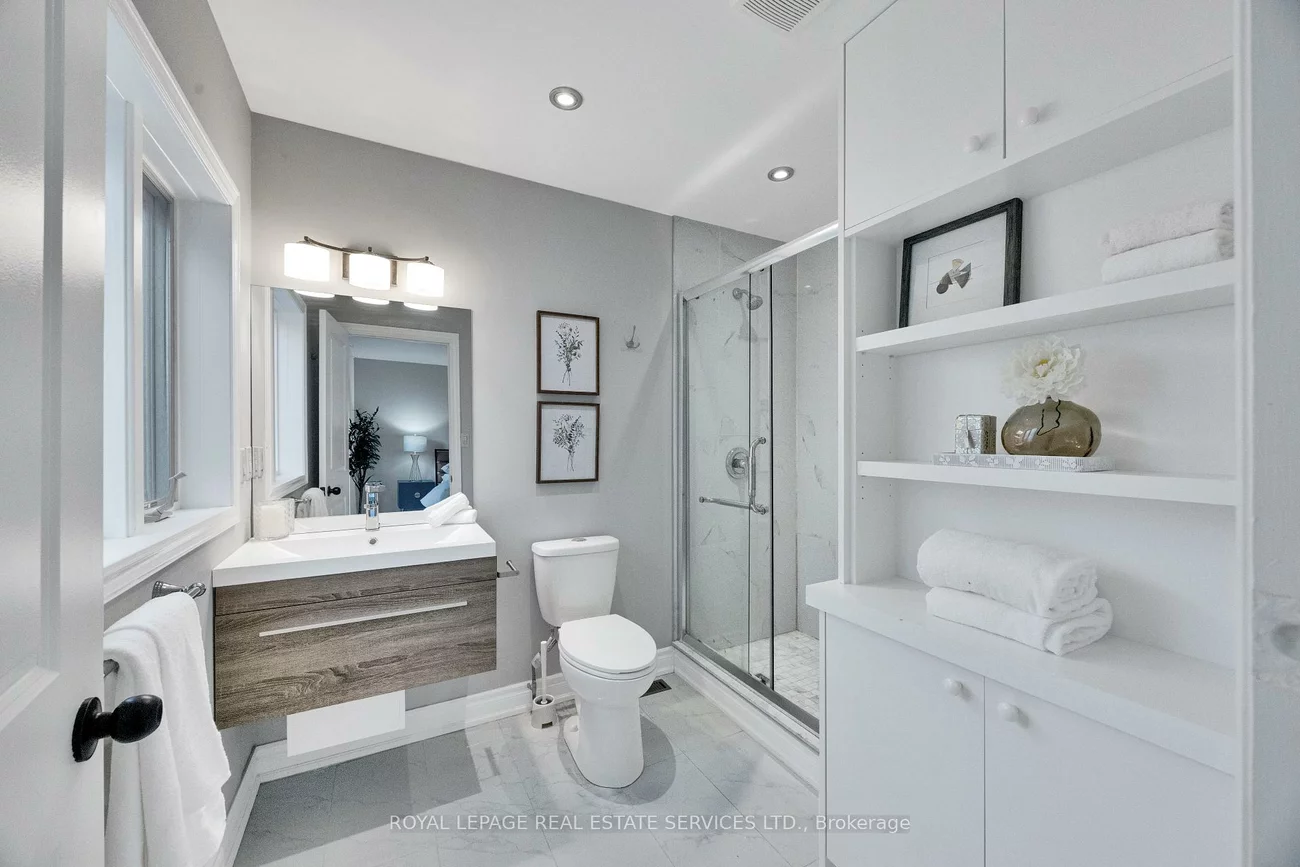 37, Johnston, Lansing-Westgate, Toronto