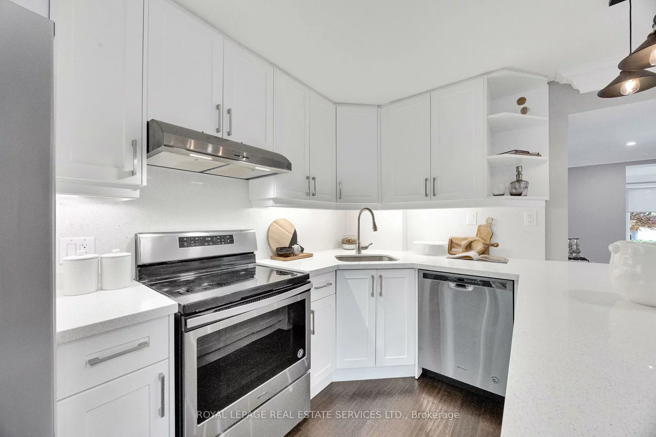 37, Johnston, Lansing-Westgate, Toronto