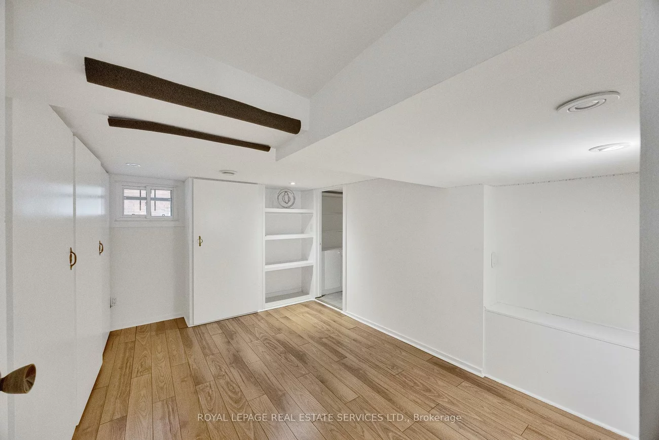 37, Johnston, Lansing-Westgate, Toronto