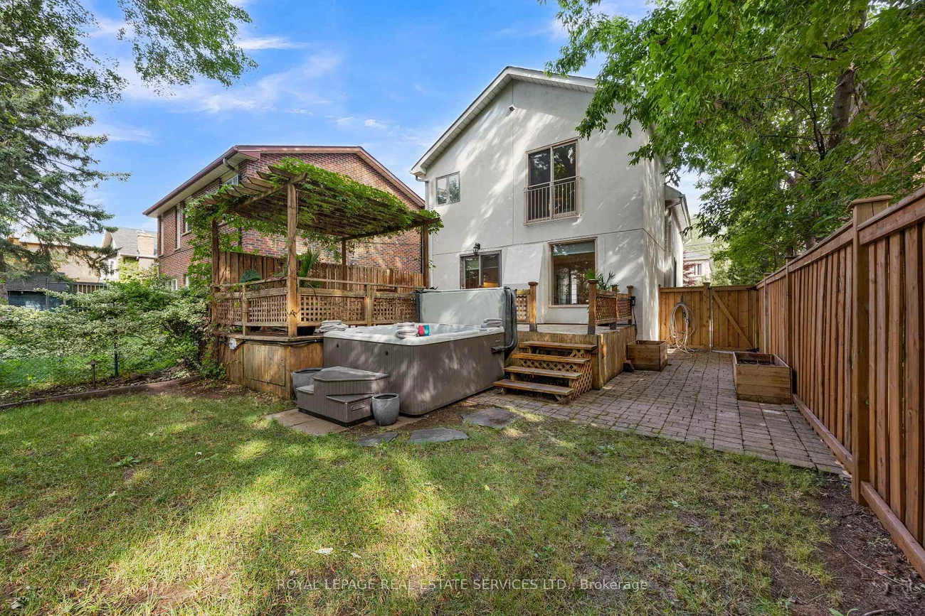 37, Johnston, Lansing-Westgate, Toronto