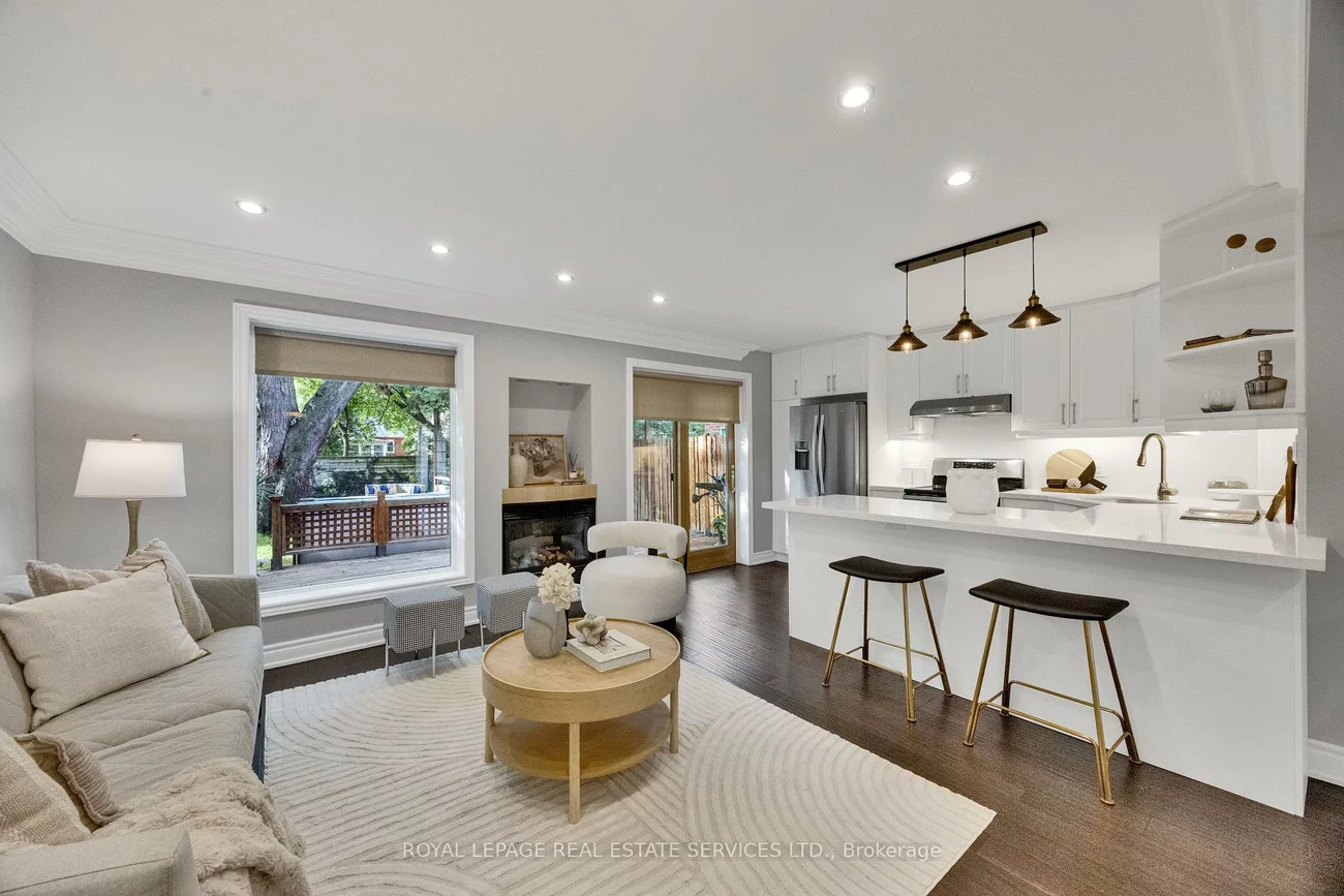 37, Johnston, Lansing-Westgate, Toronto