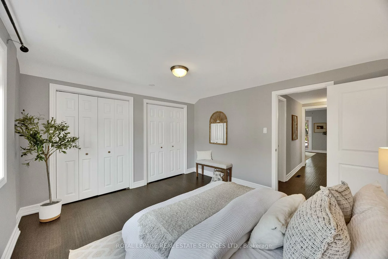 37, Johnston, Lansing-Westgate, Toronto