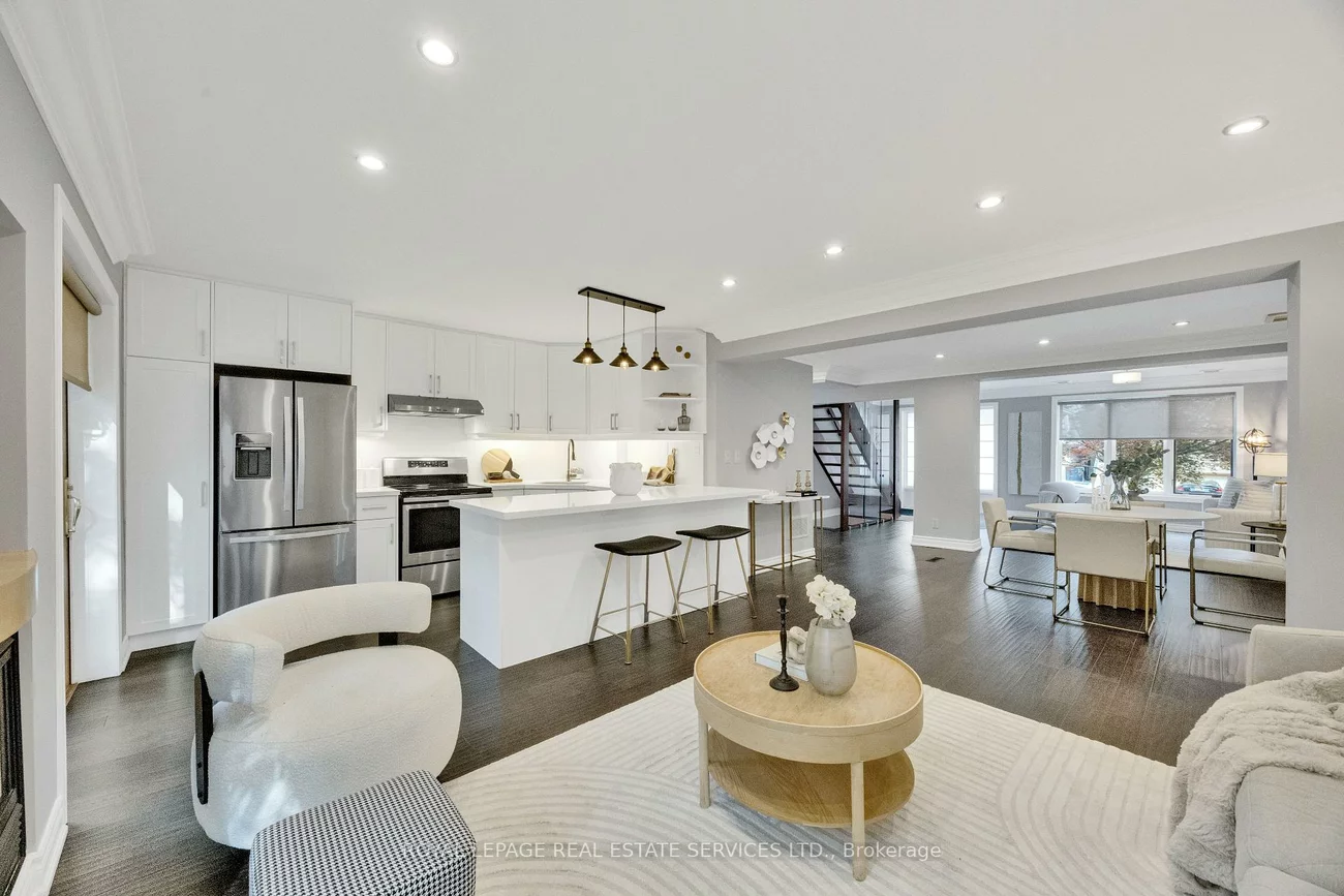 37, Johnston, Lansing-Westgate, Toronto