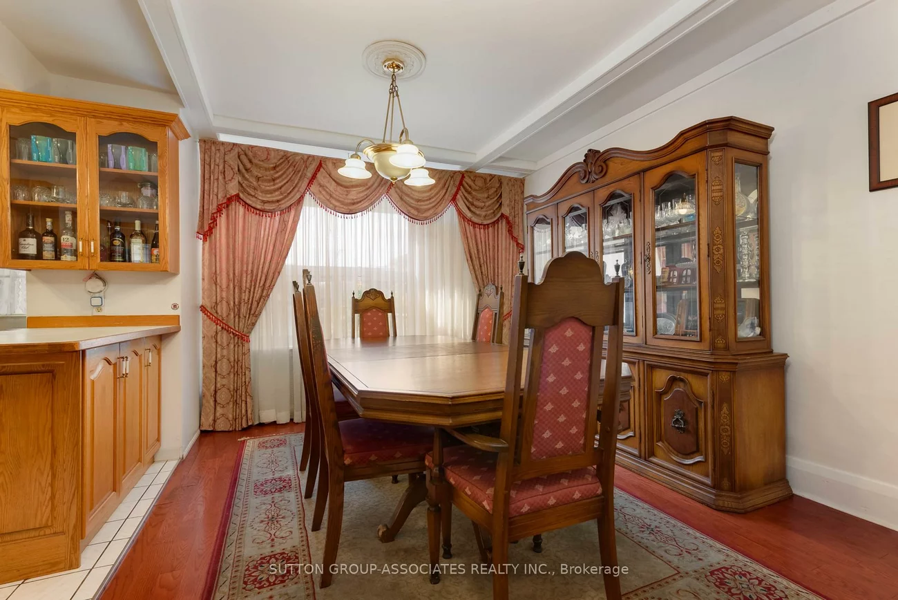 368, Glenholme, Oakwood Village, Toronto