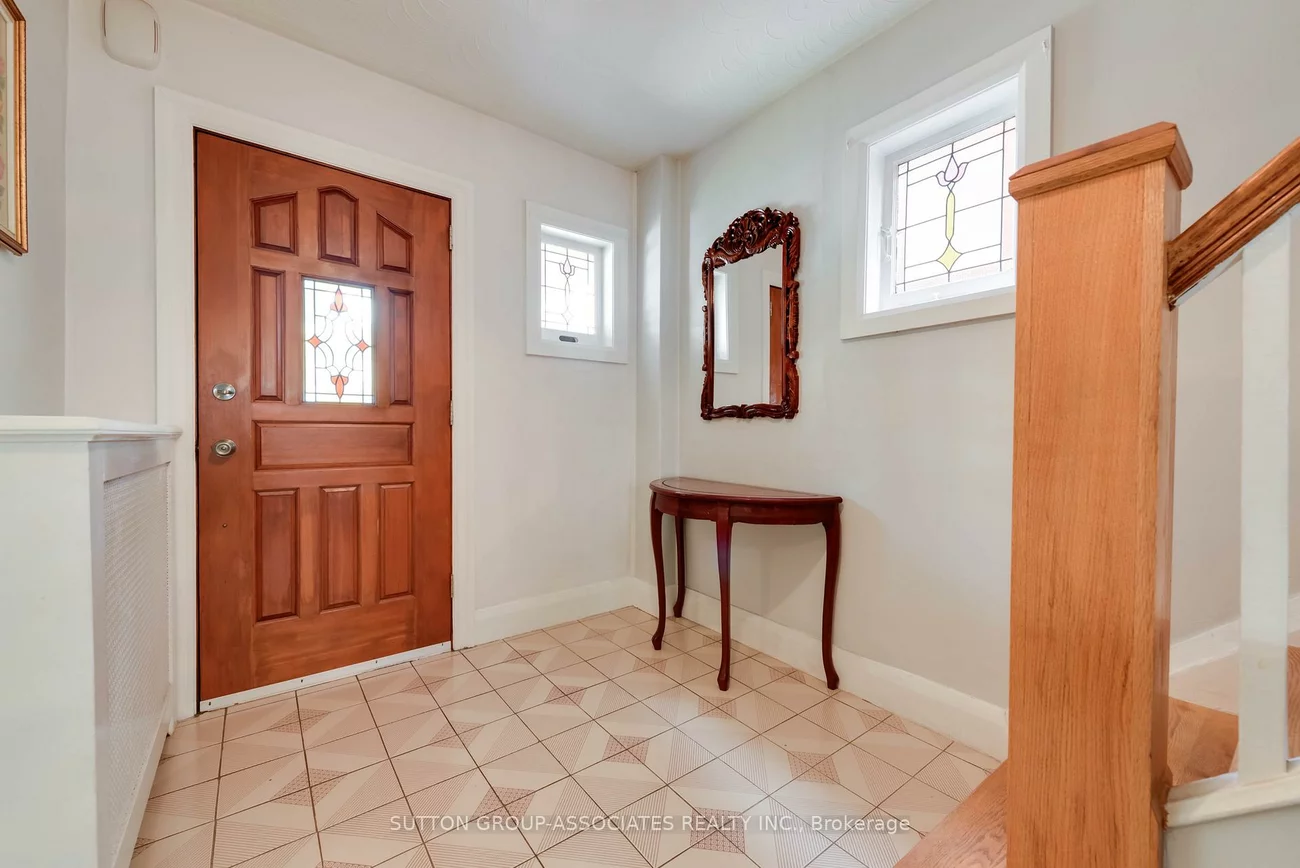 368, Glenholme, Oakwood Village, Toronto