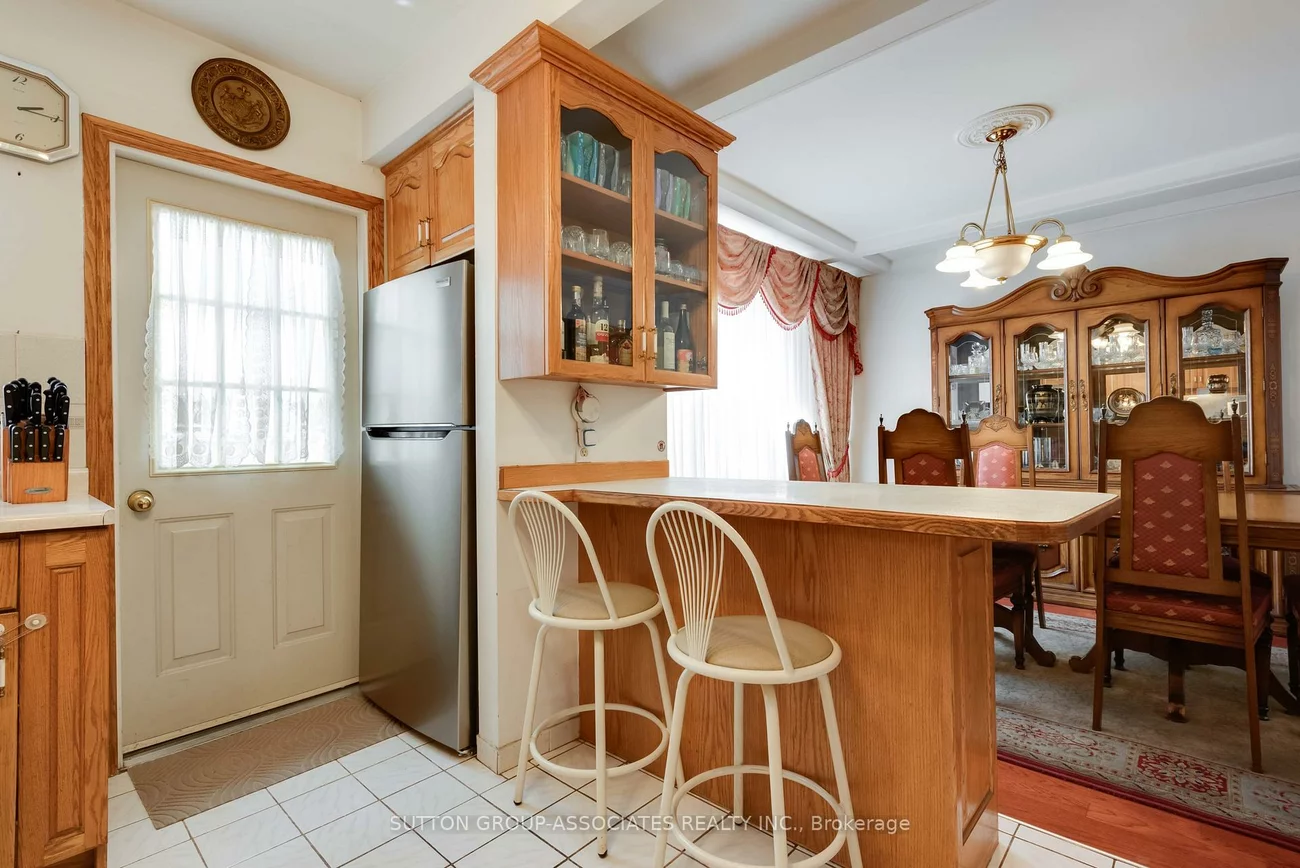 368, Glenholme, Oakwood Village, Toronto