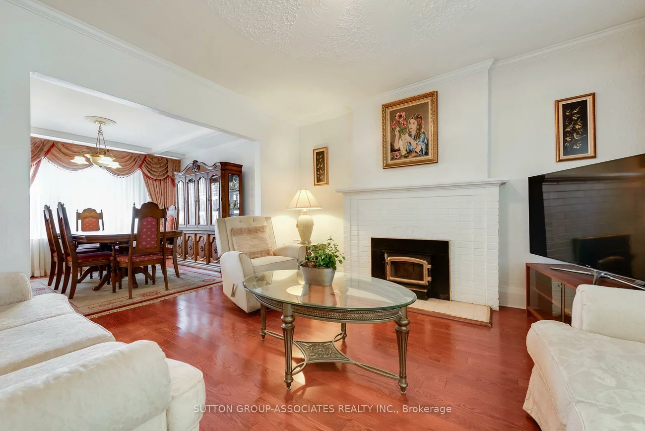 368, Glenholme, Oakwood Village, Toronto