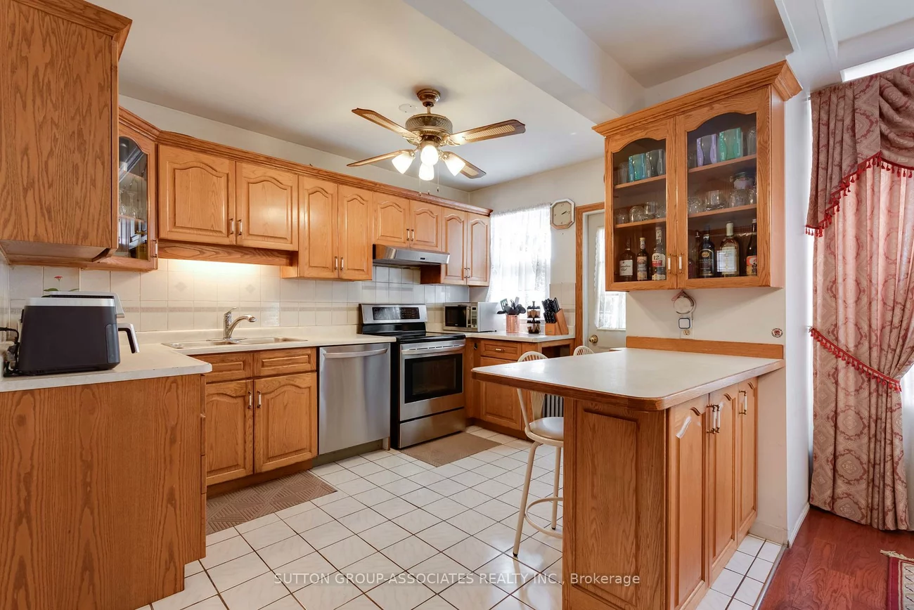 368, Glenholme, Oakwood Village, Toronto