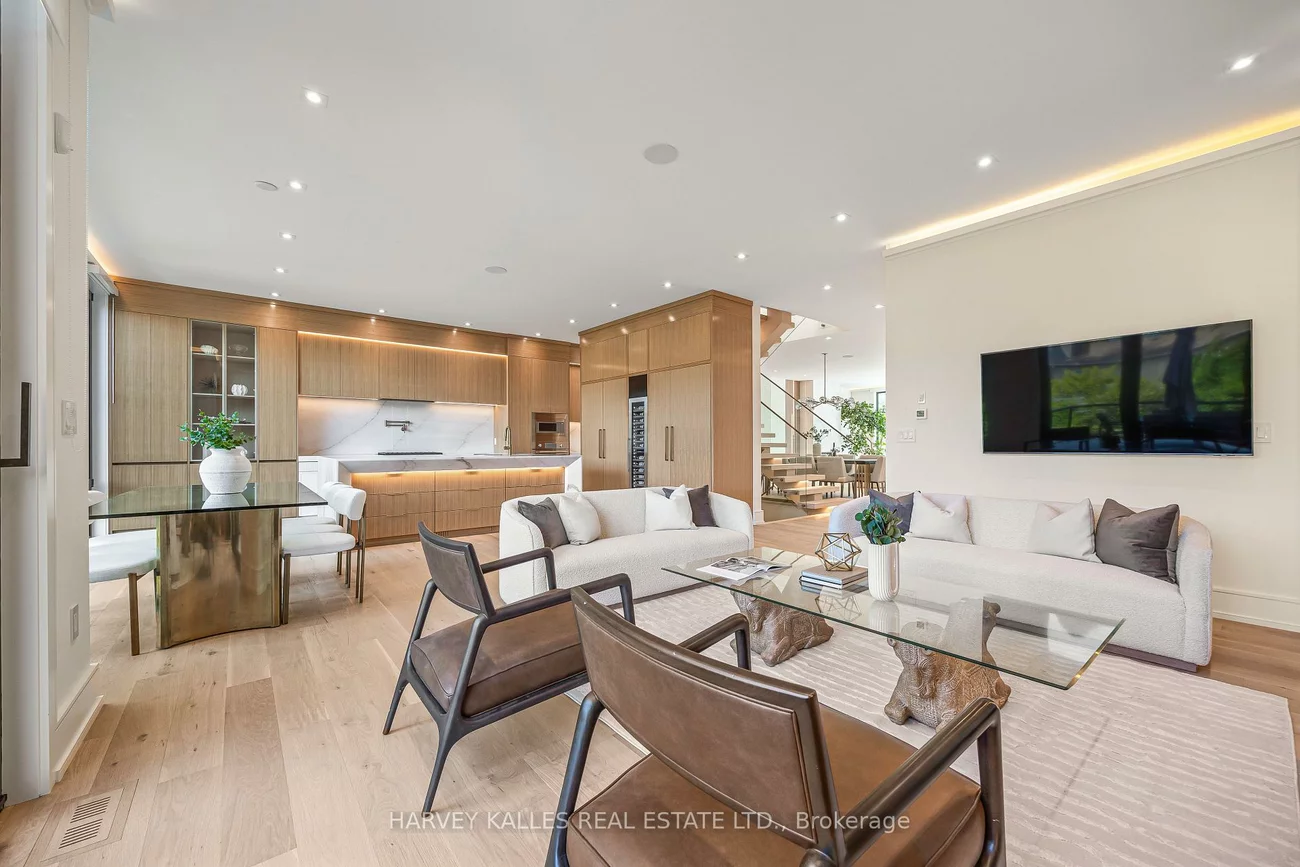449, Elm, Bedford Park-Nortown, Toronto