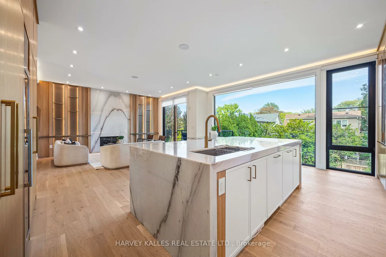 449, Elm, Bedford Park-Nortown, Toronto