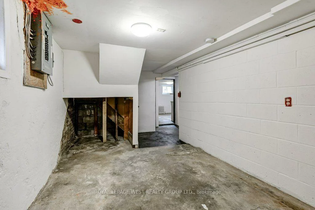 28, Concord, Palmerston-Little Italy, Toronto