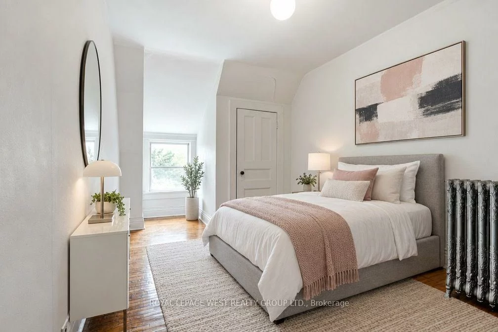 28, Concord, Palmerston-Little Italy, Toronto