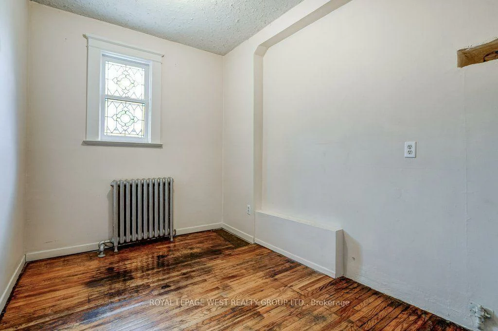 28, Concord, Palmerston-Little Italy, Toronto