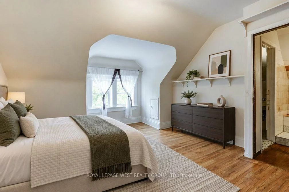 28, Concord, Palmerston-Little Italy, Toronto