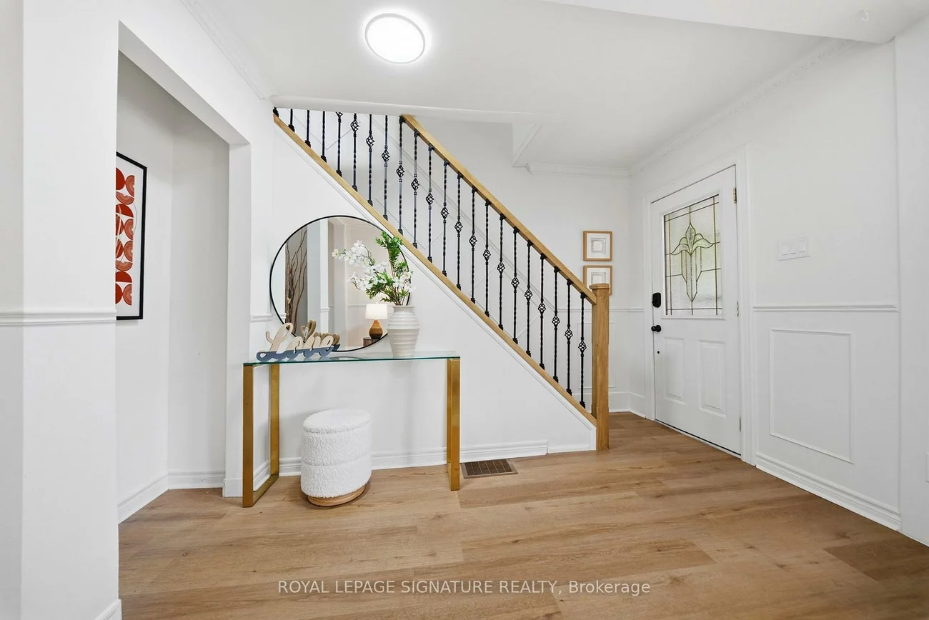 154, Alameda, Oakwood Village, Toronto