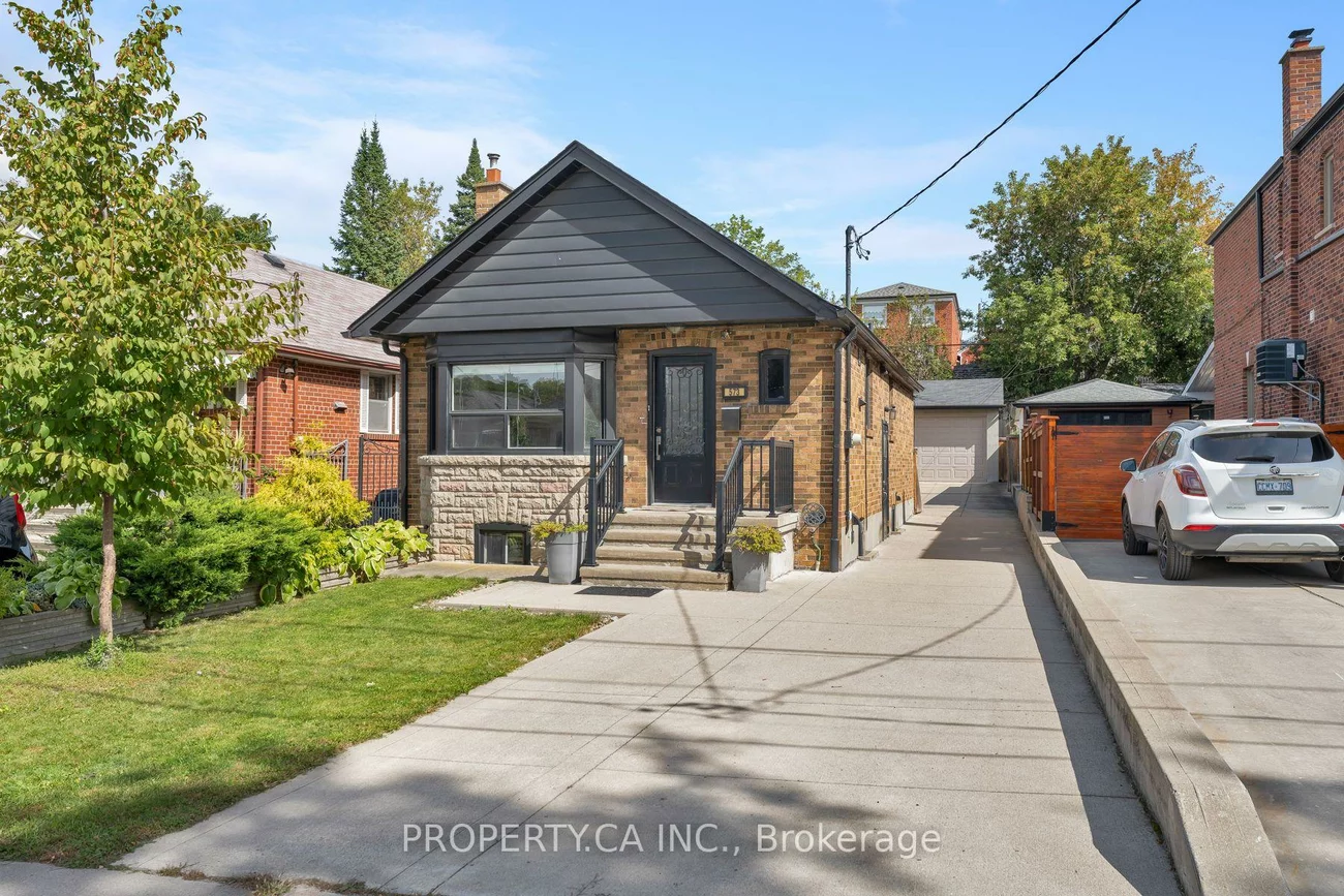 573, Northcliffe, Oakwood Village, Toronto