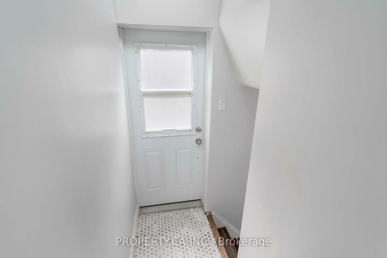573, Northcliffe, Oakwood Village, Toronto
