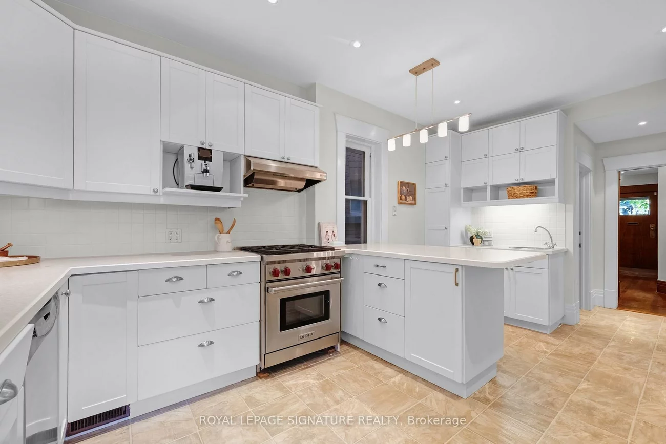 5, Jean, Rosedale-Moore Park, Toronto