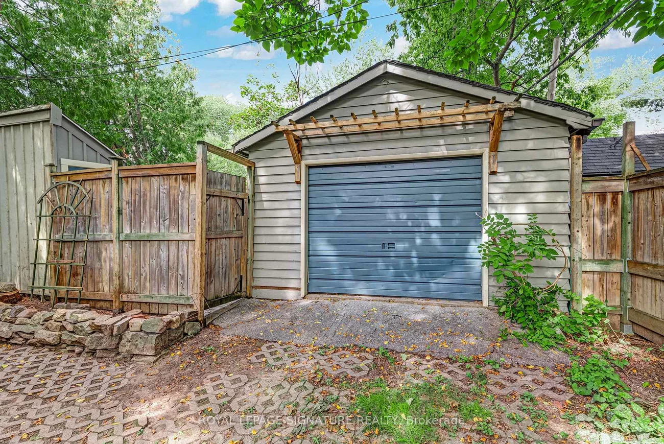 5, Jean, Rosedale-Moore Park, Toronto