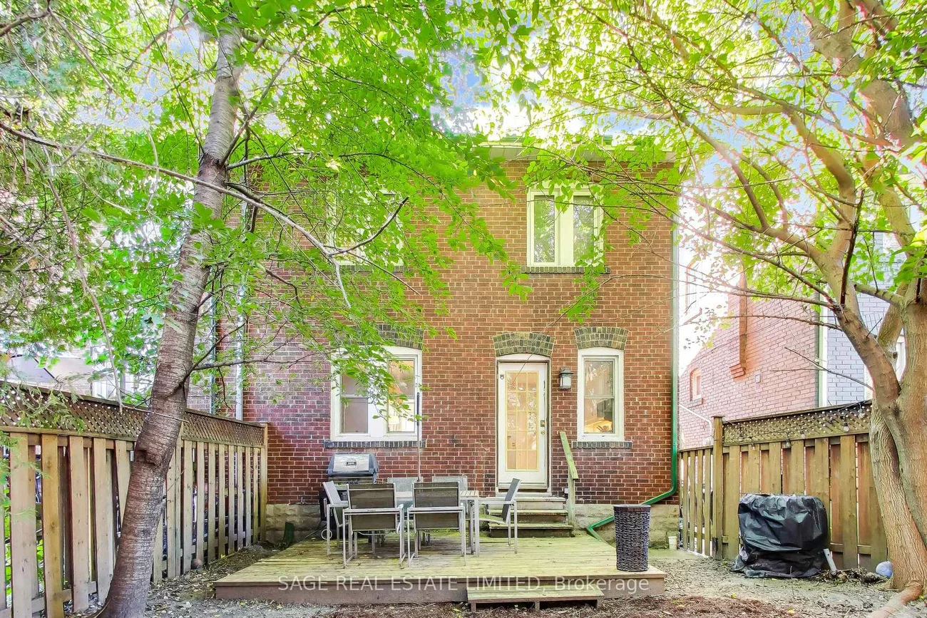 57, Edith, Yonge-Eglinton, Toronto