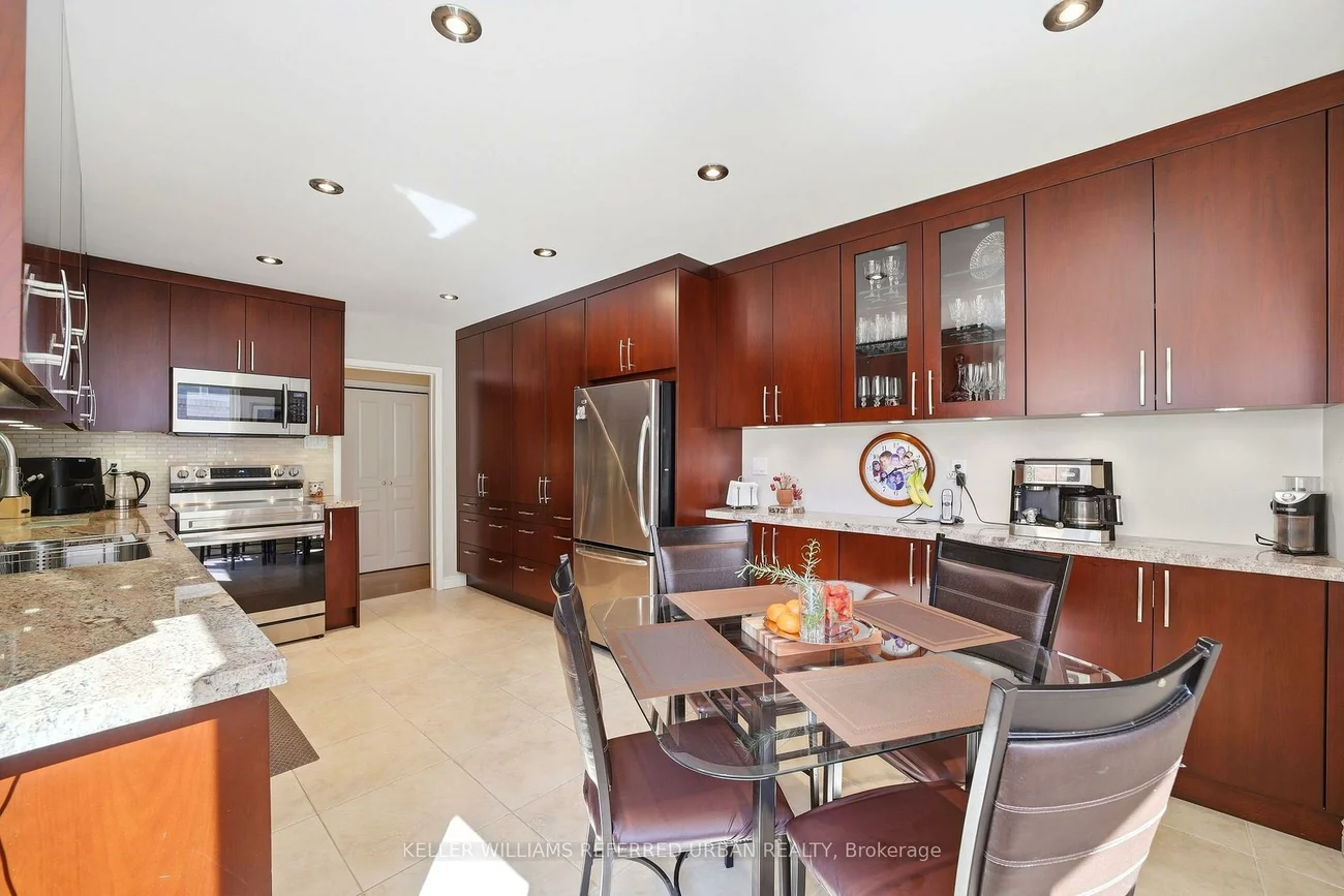 23, Banstock, Bayview Woods-Steeles, Toronto