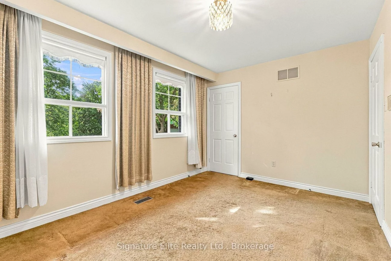 20, Riderwood, St. Andrew-Windfields, Toronto