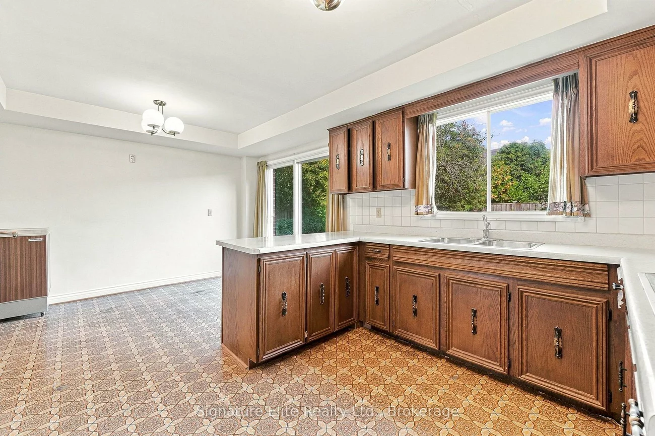 20, Riderwood, St. Andrew-Windfields, Toronto
