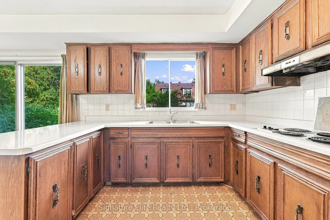 20, Riderwood, St. Andrew-Windfields, Toronto