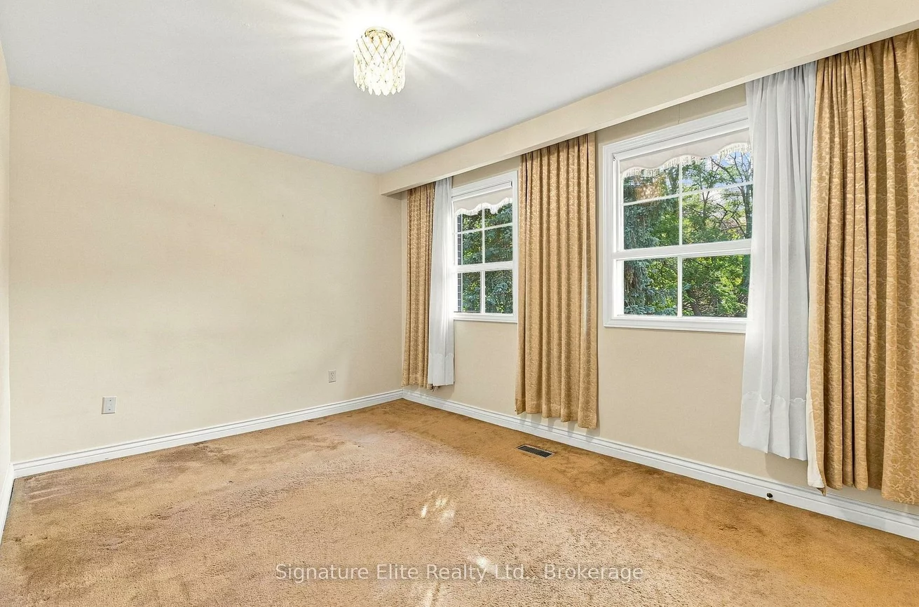 20, Riderwood, St. Andrew-Windfields, Toronto