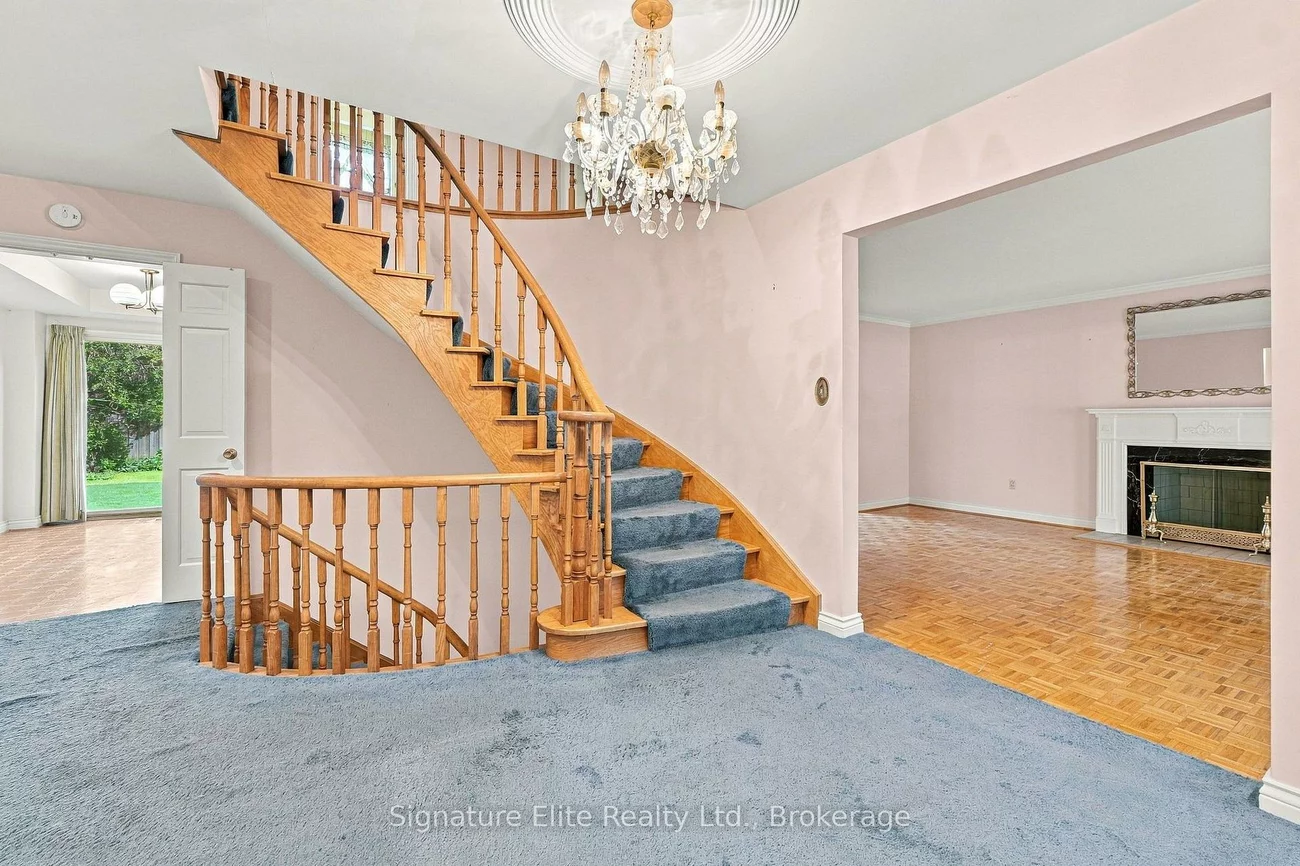 20, Riderwood, St. Andrew-Windfields, Toronto