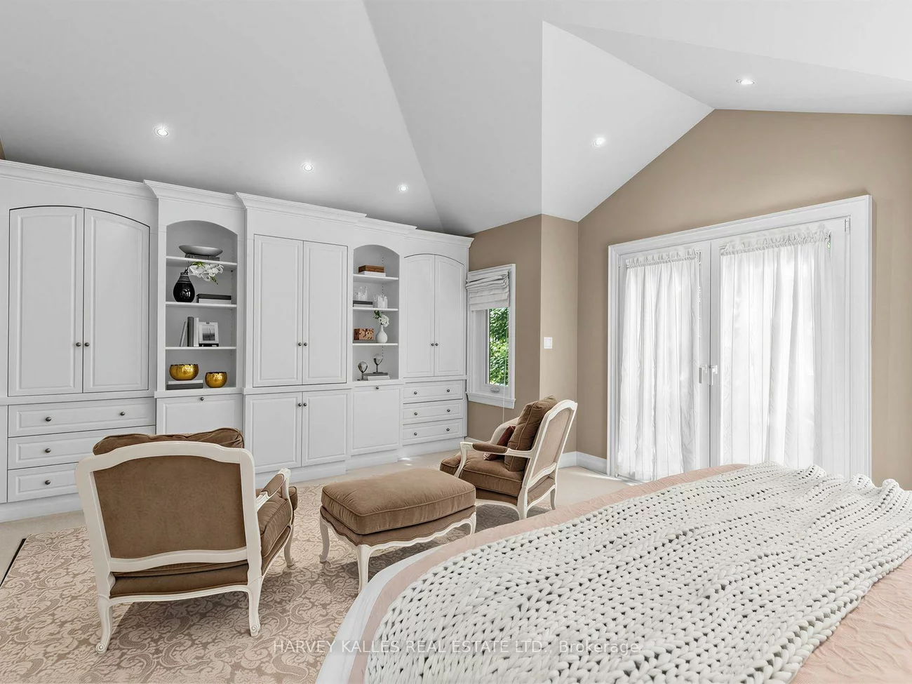 397, Brooke, Bedford Park-Nortown, Toronto