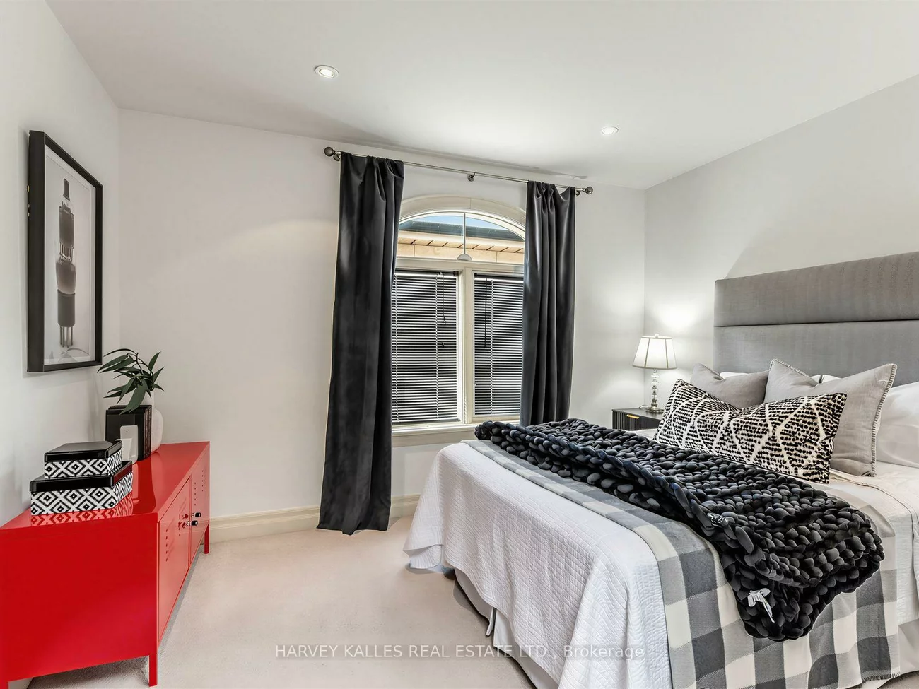 397, Brooke, Bedford Park-Nortown, Toronto