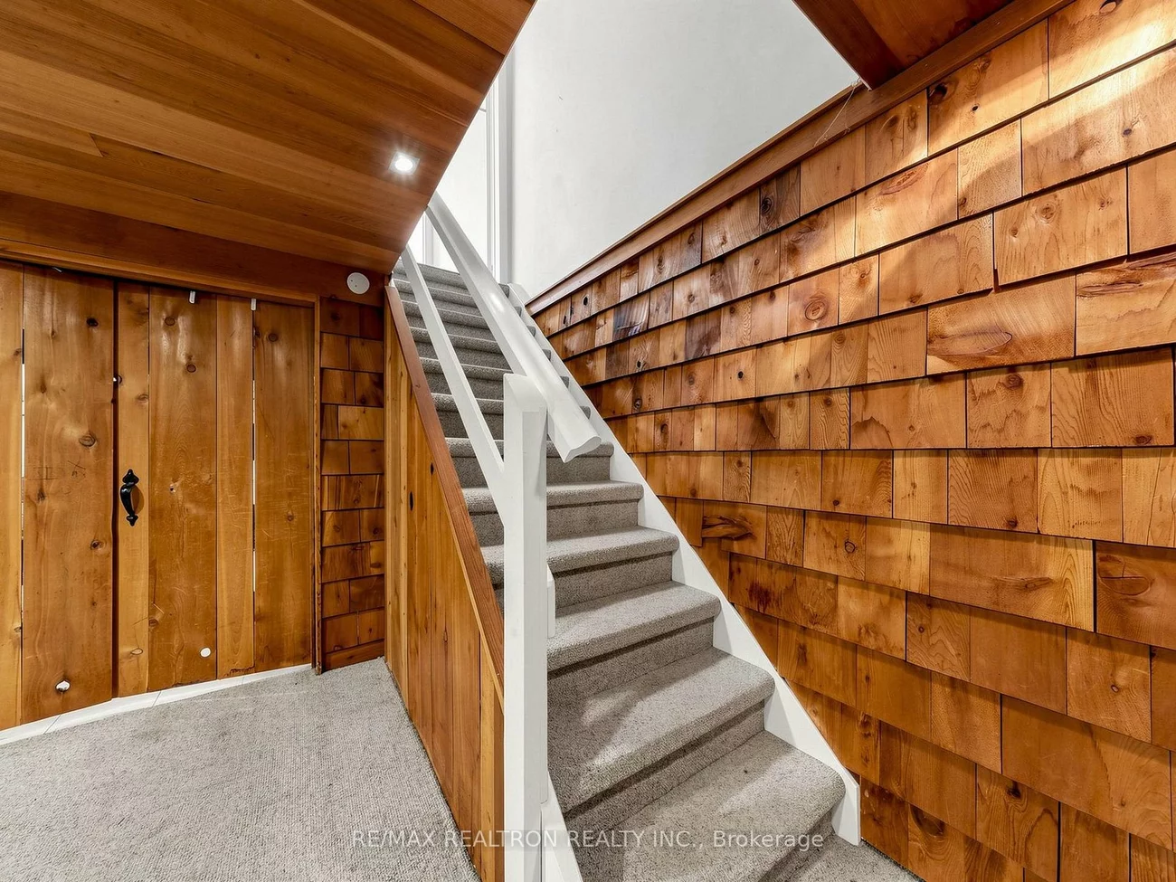 35, Rochelle, Don Valley Village, Toronto