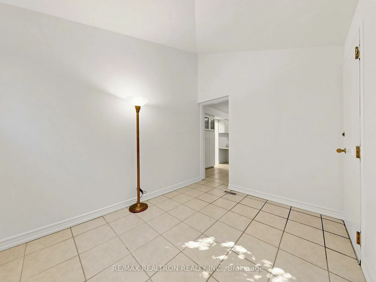 35, Rochelle, Don Valley Village, Toronto