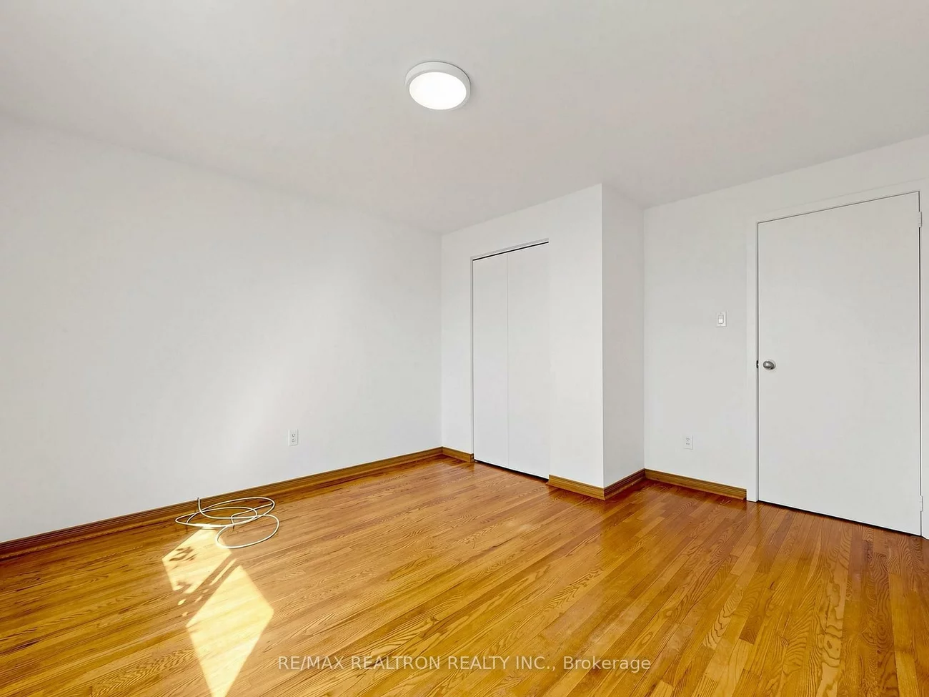 35, Rochelle, Don Valley Village, Toronto