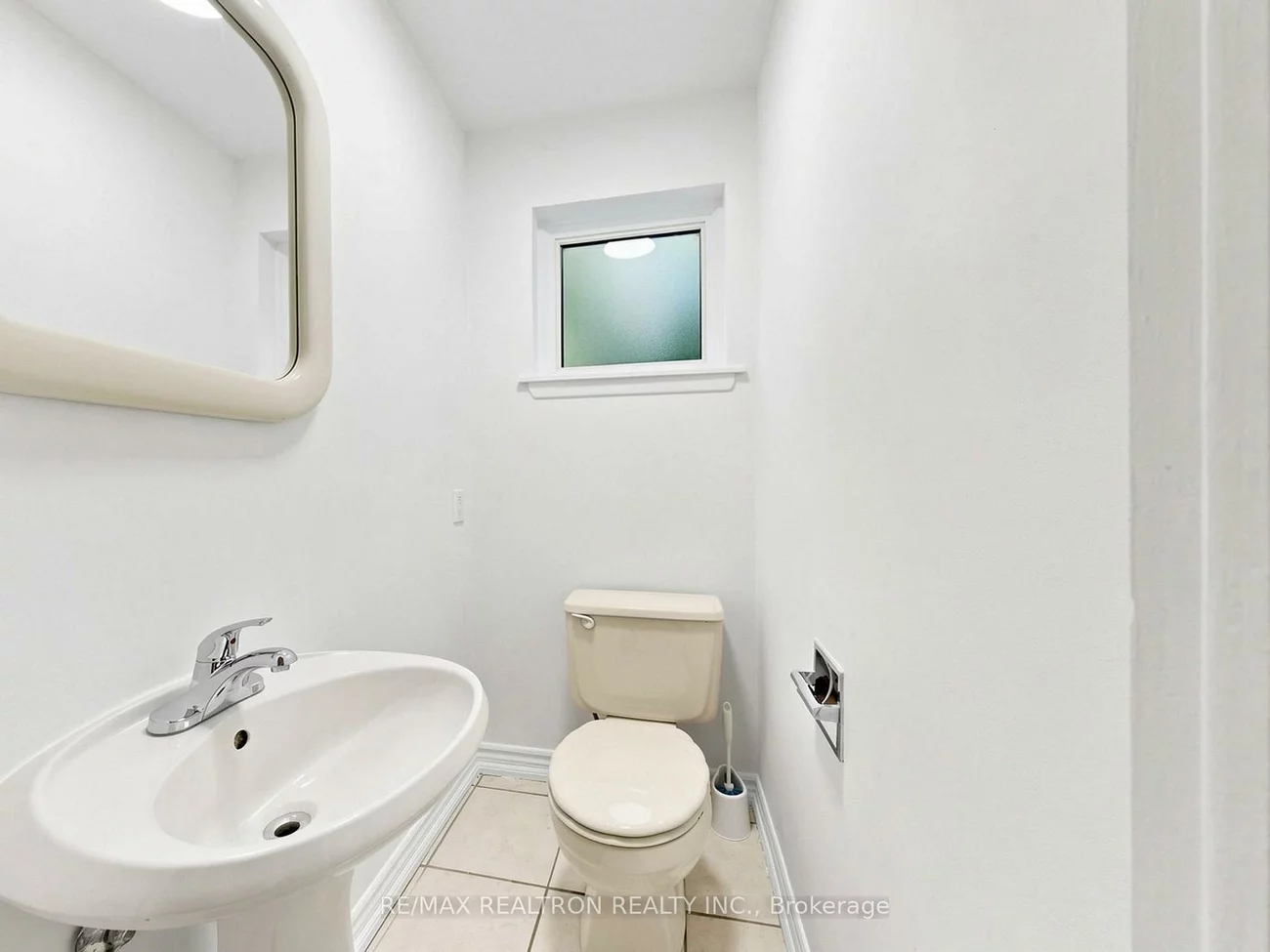 35, Rochelle, Don Valley Village, Toronto
