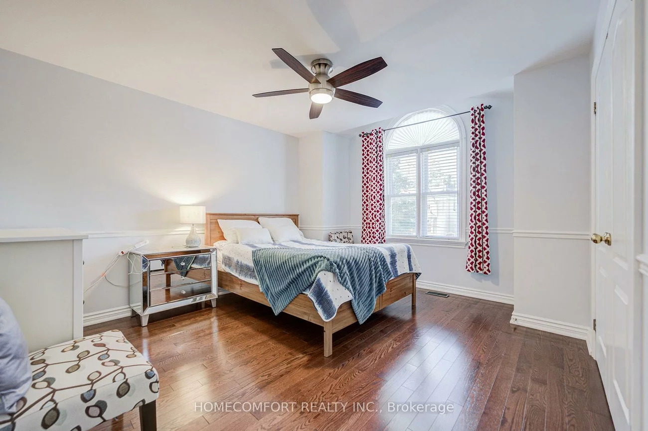 319, Rumsey, Leaside, Toronto