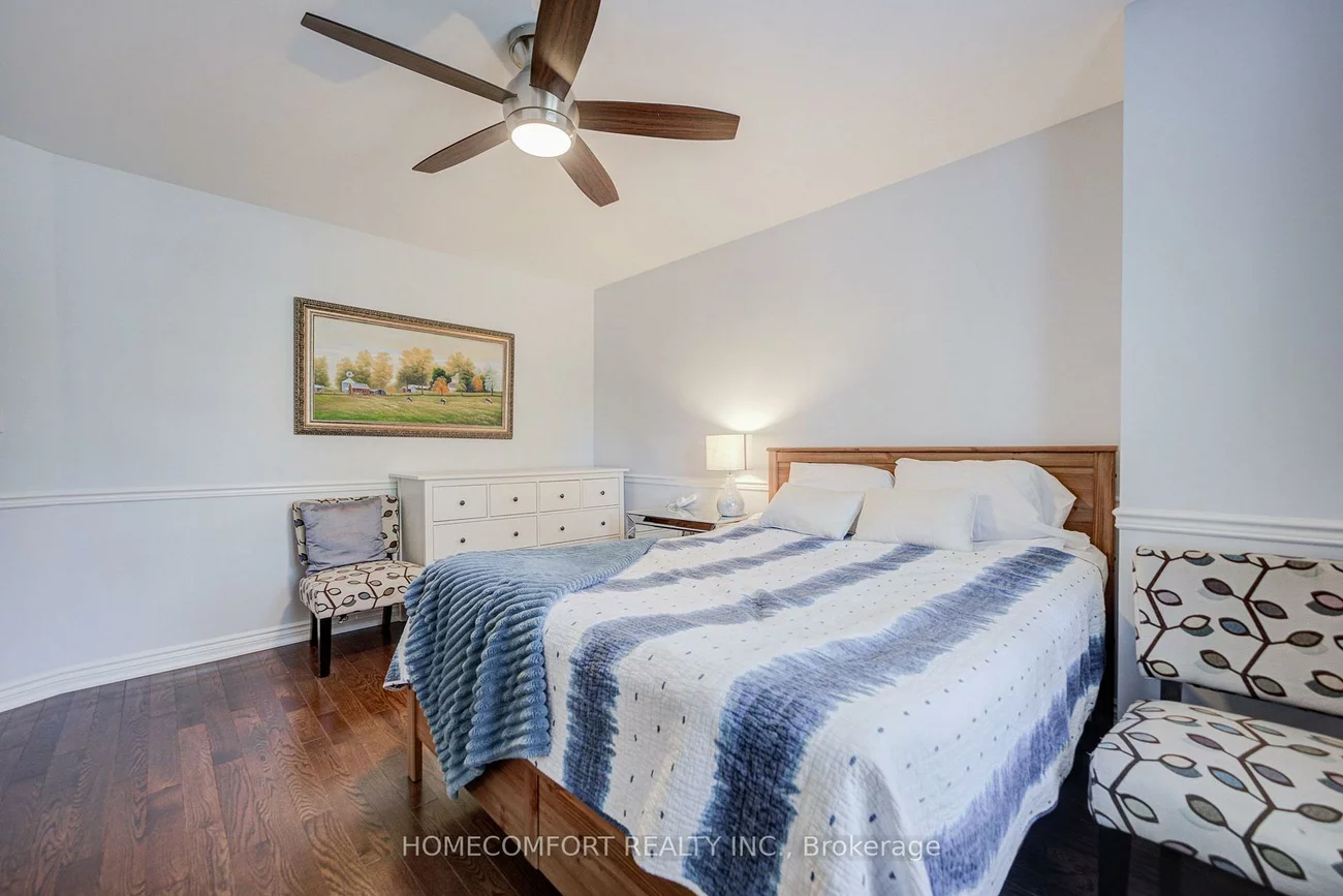 319, Rumsey, Leaside, Toronto