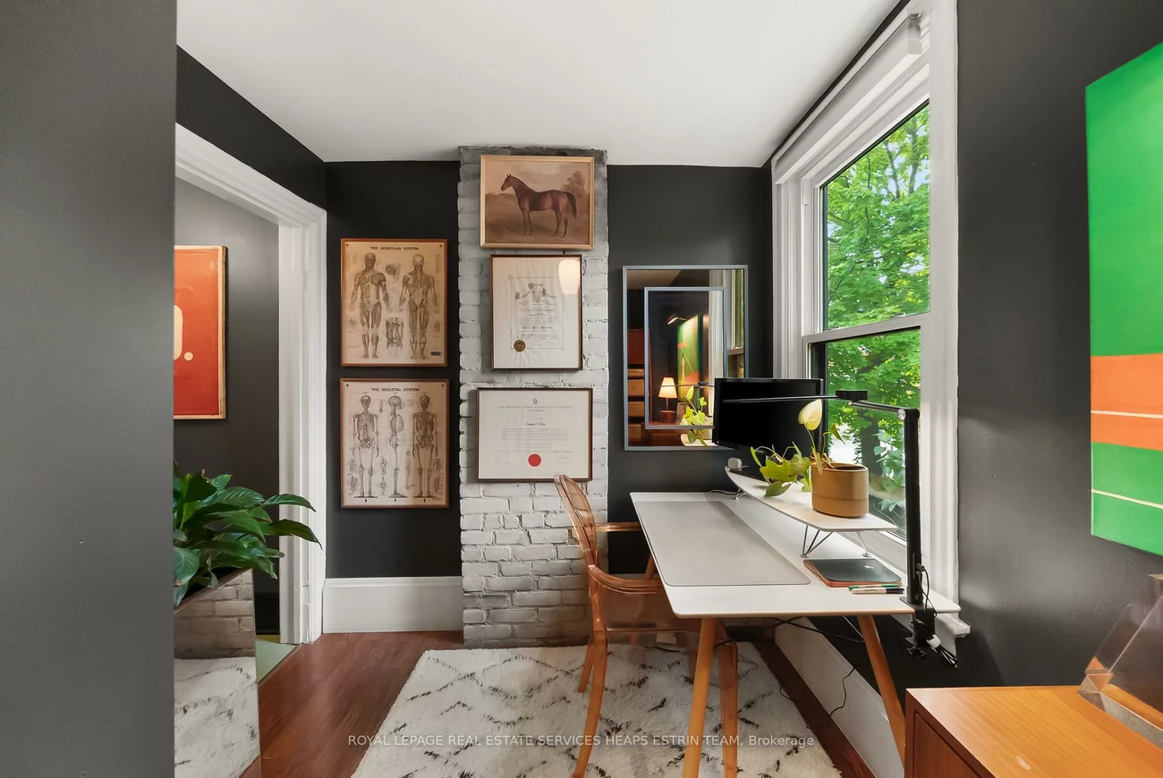 19, Wascana, Regent Park, Toronto
