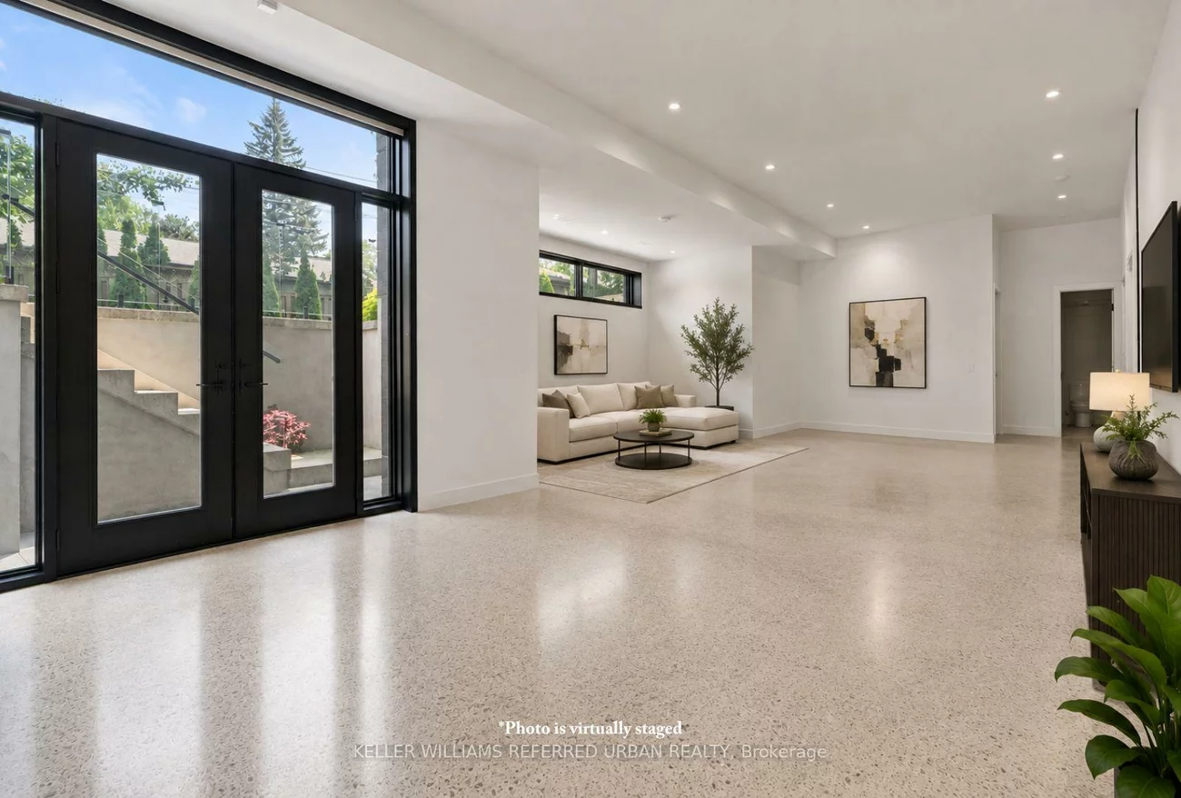 27, Berkinshaw, Banbury-Don Mills, Toronto