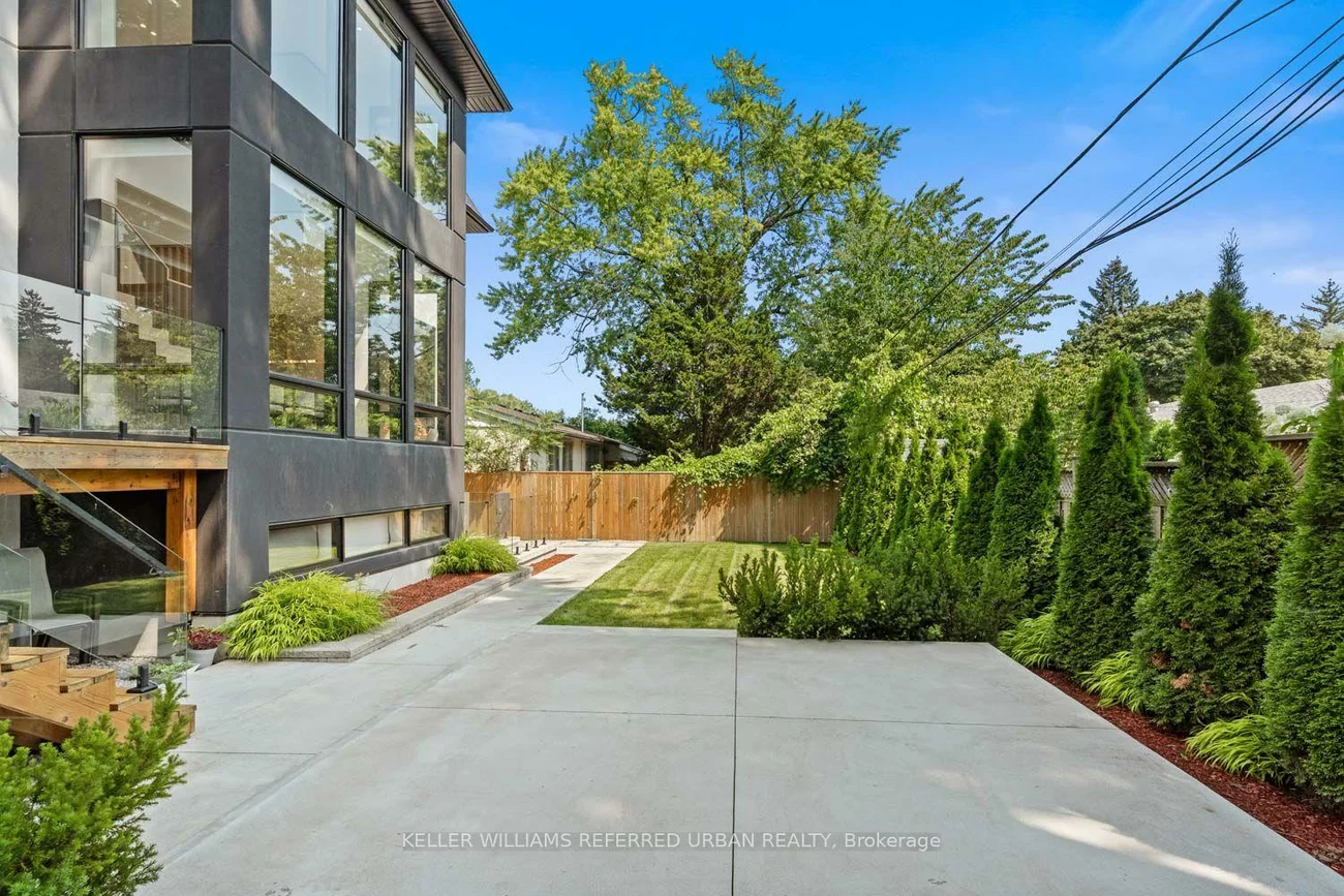 27, Berkinshaw, Banbury-Don Mills, Toronto