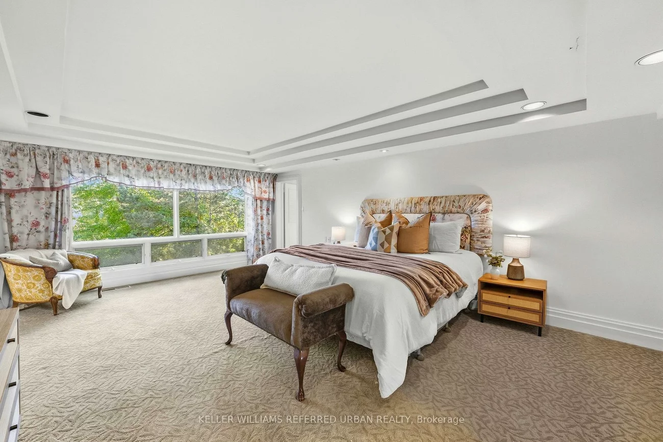 23, Brockington, Bathurst Manor, Toronto