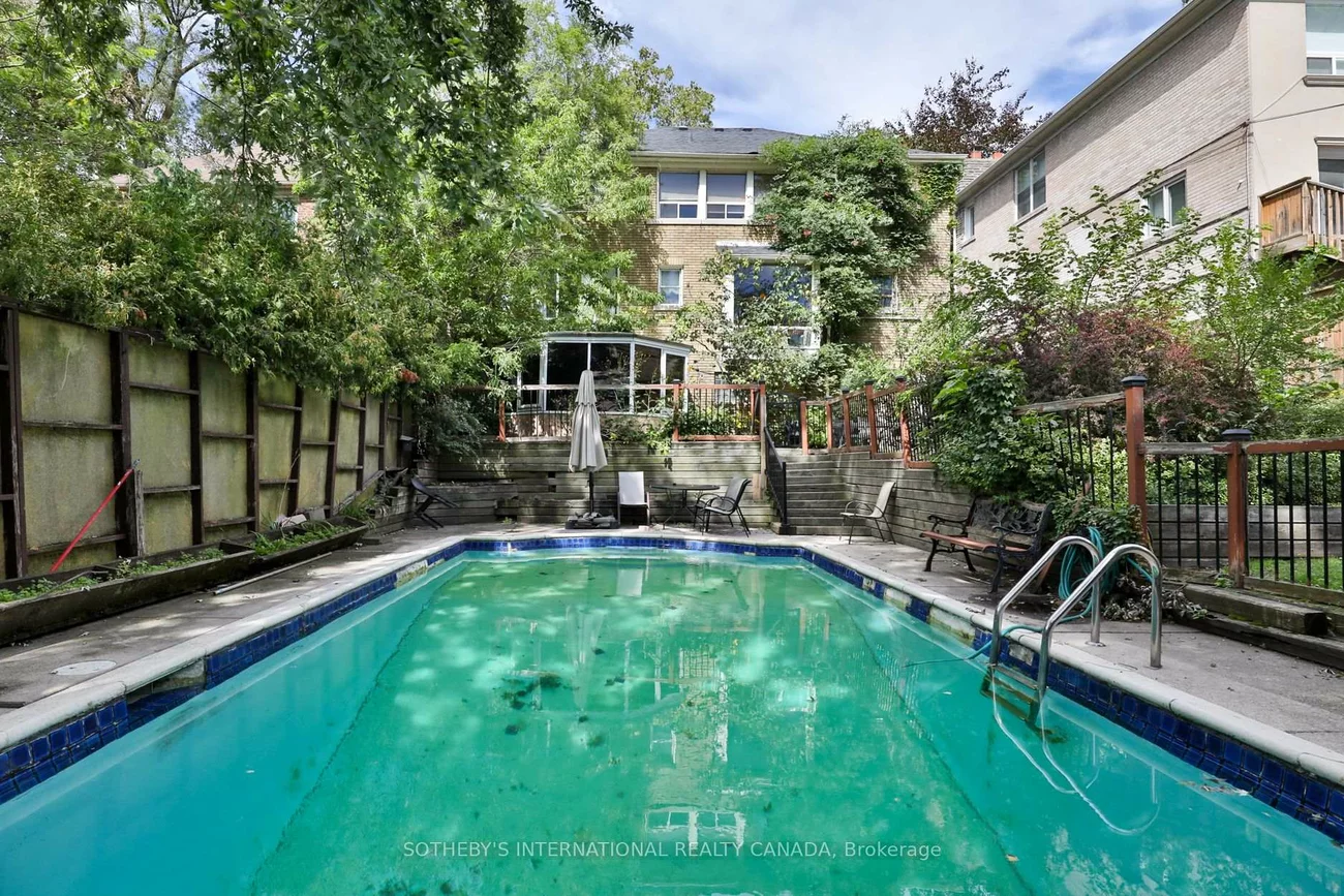 17, Wembley, Forest Hill North, Toronto