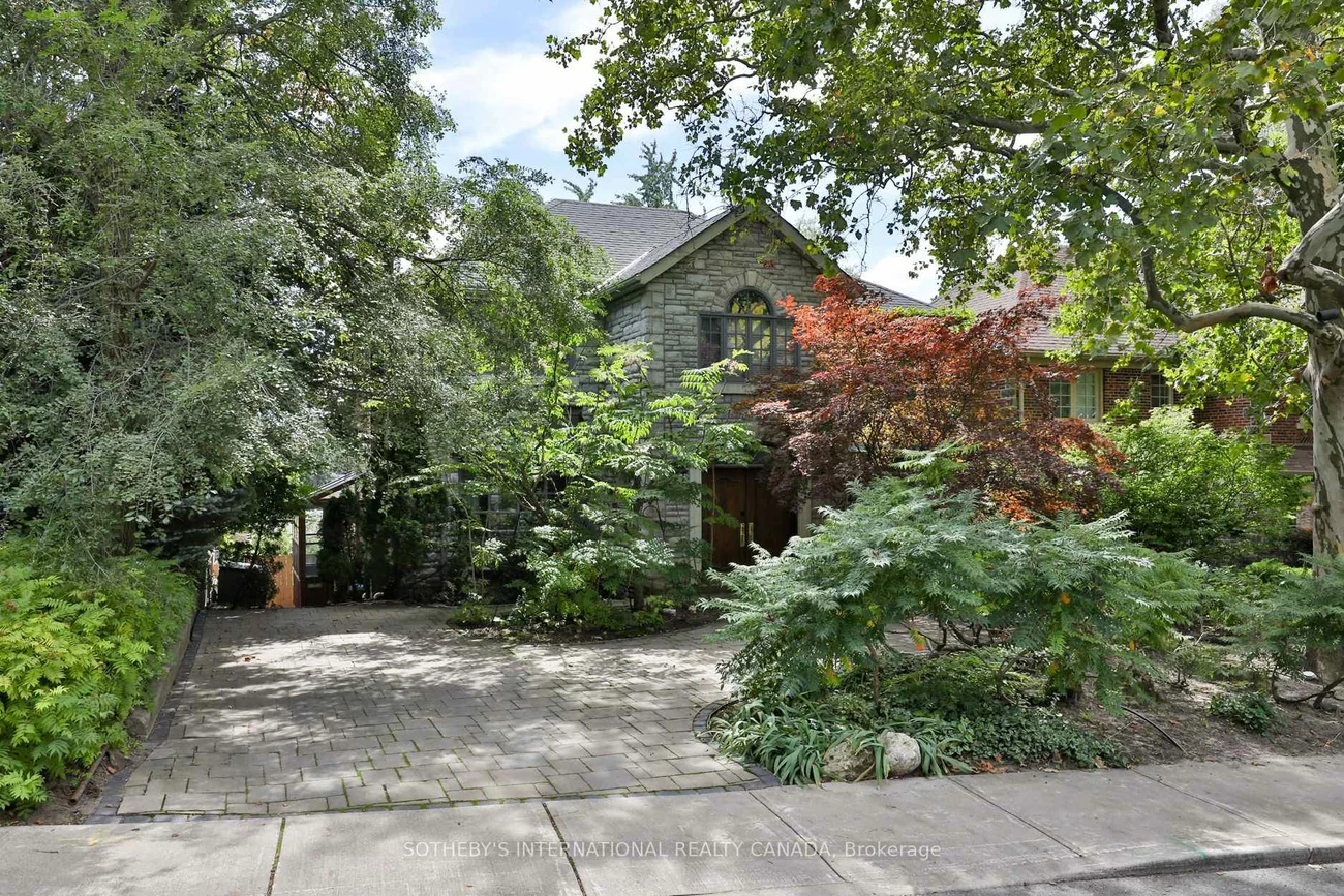 17, Wembley, Forest Hill North, Toronto