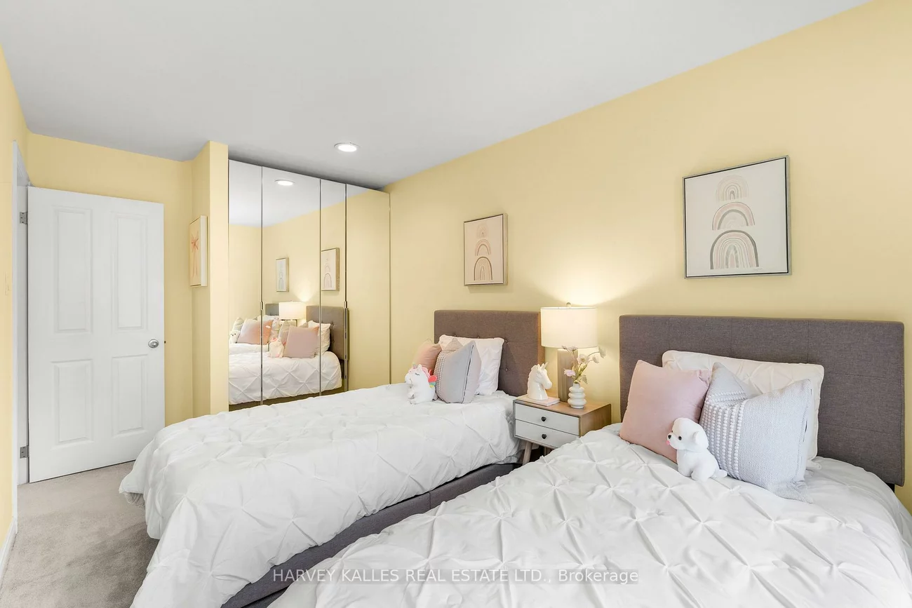 59, Cameron, Lansing-Westgate, Toronto