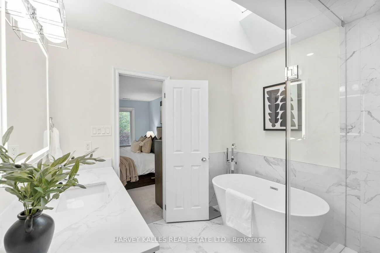 59, Cameron, Lansing-Westgate, Toronto