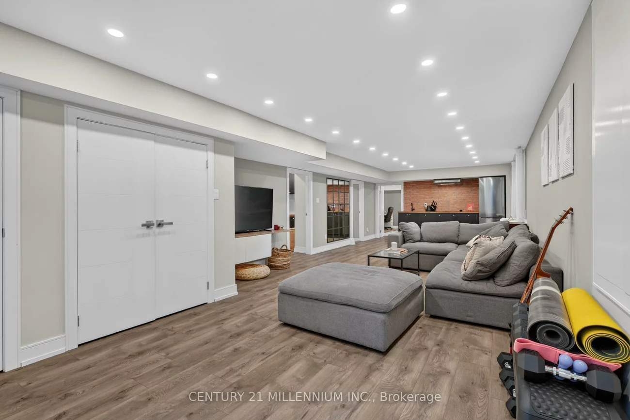 12, Legato, Banbury-Don Mills, Toronto