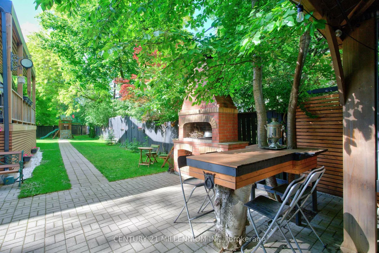 12, Legato, Banbury-Don Mills, Toronto